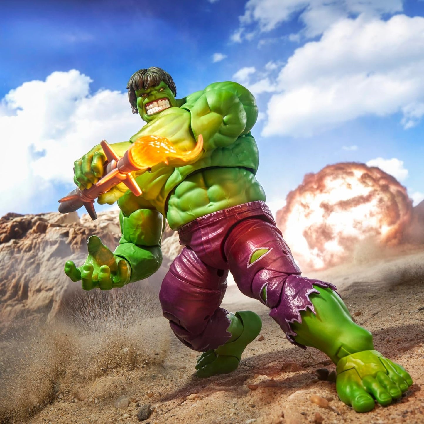 Marvel Legends Maximum Series Hulk Deluxe 6" Action Figure with Accessories