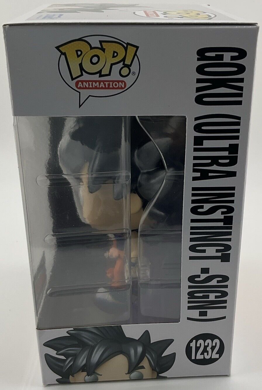 Funko Pop! Vinyl: Dragon Ball - Goku (Ultra Instinct -Sign-) #1232 - NYCC LE