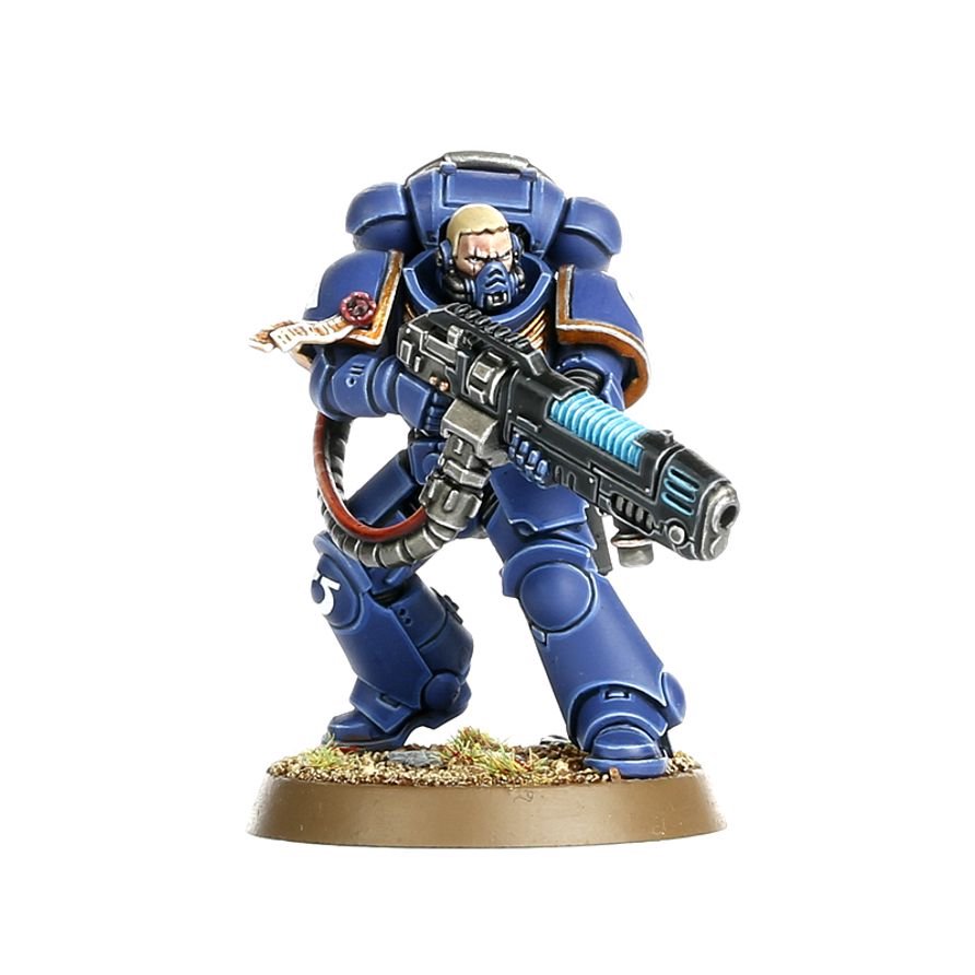 Warhammer 40,000 Space Marines Primaris Hellblasters Squad Miniatures Kit – 10 Multi-Part Plastic Models with Plasma Weapons, Citadel Bases & Transfer Sheet for Warhammer 40K