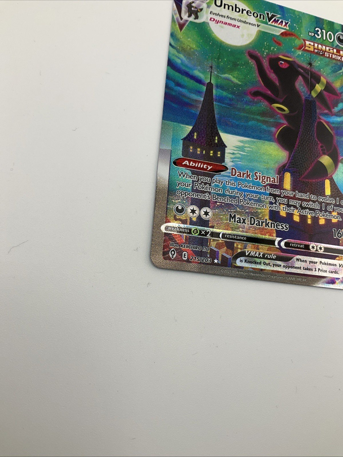 Pokémon TCG Umbreon VMAX (Alternate Art Secret) 215/203 SWSH07: Evolving Skies Holo NM