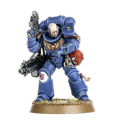Warhammer 40K Space Marines Primaris Intercessors Squad Miniatures Set – 10 Multi-Part Plastic Figures with Bolt Rifle Options, Mk X Tacticus Armour & Citadel Bases