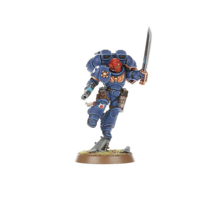 Warhammer 40K Assault Intercessors with Jump Packs - Space Marine Airborne Assault Squad Miniatures - Build 5 Jump Pack Intercessors with Chainswords, Heavy Bolt Pistols & Custom Weapon Options