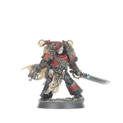 Warhammer 40,000 Red Corsairs Raiders Miniatures Set – 5 Customizable Chaos Space Marines with Transfer Sheet, Plastic Model Kit for Warhammer 40K