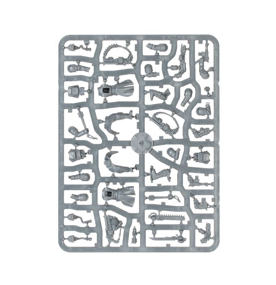 Warhammer 40,000 Astra Militarum Death Korps of Krieg Combat Engineers Set – 5+1 Plastic Miniatures Kit with Customisable Weapons, Remote Mine, Transfer Sheet, Citadel Bases (PRE-ORDER)