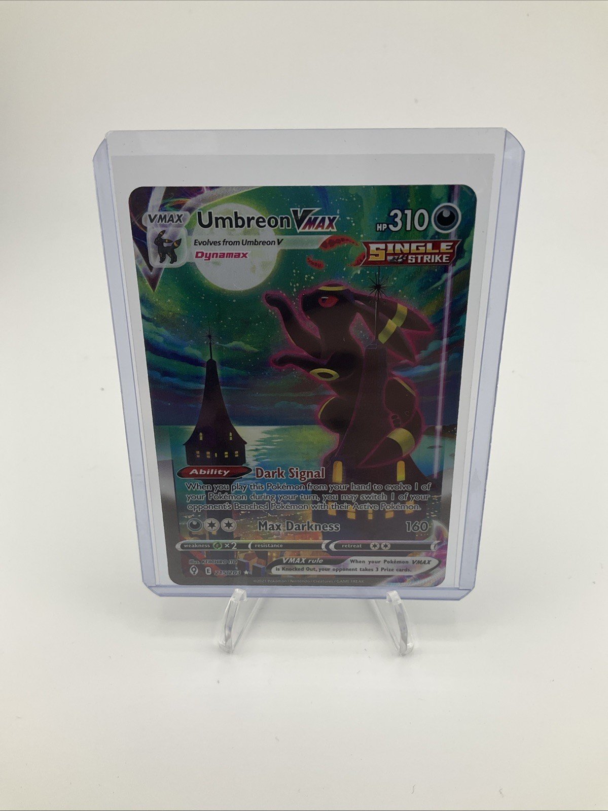 Pokémon TCG Umbreon VMAX (Alternate Art Secret) 215/203 SWSH07: Evolving Skies Holo NM