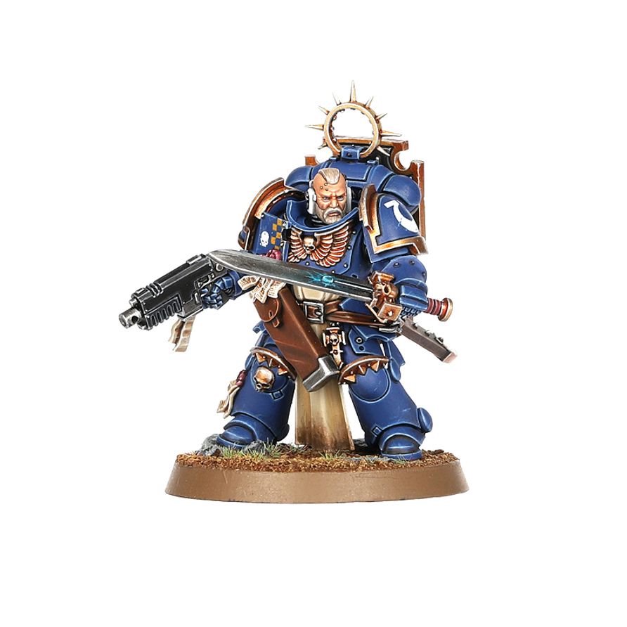 Warhammer 40,000 Space Marines Bladeguard Veteran Squad – 3 Plastic Miniatures with Power Swords & Storm Shields, Customizable Warhammer 40K Model Kit for Collectors & Tabletop Gaming (PRE-ORDER)
