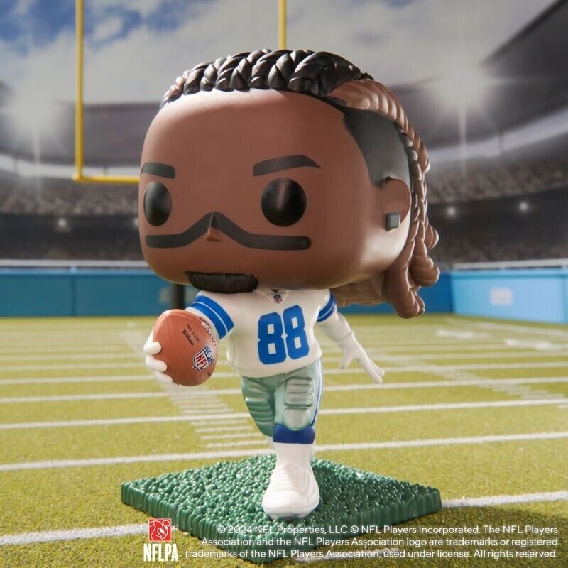 CeeDee Lamb Funko Pop! Football Cowboys Home Uniform - Approx. 4.2" NFL Collectible Exclusive Vinyl Figure #256 with Display Box Protector Case (PRE-ORDER)