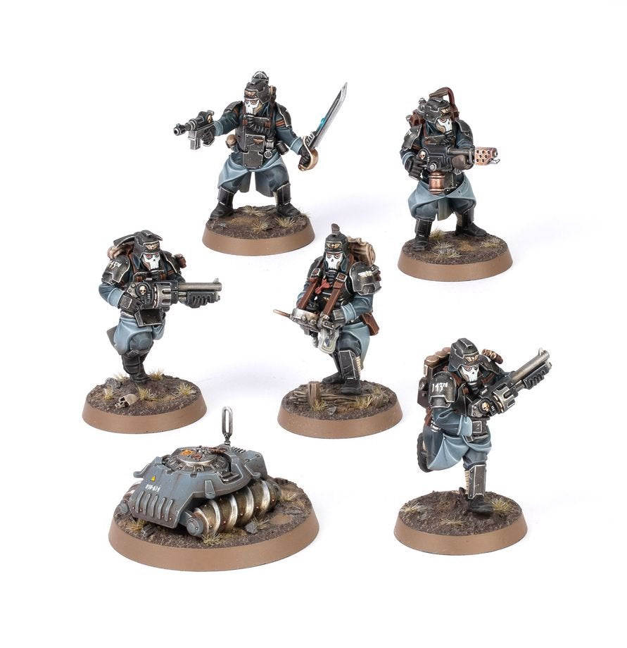 Warhammer 40,000 Astra Militarum Death Korps of Krieg Combat Engineers Set – 5+1 Plastic Miniatures Kit with Customisable Weapons, Remote Mine, Transfer Sheet, Citadel Bases (PRE-ORDER)